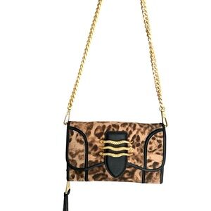 🆕 Aimee Kestenberg Fierce & Fab Crossbody Wallet on a Chain